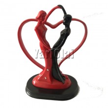 Romantic couple statue