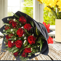 15  RED ROSES BOUQUET