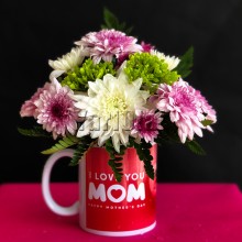 I Love Mom Mug with Flowers